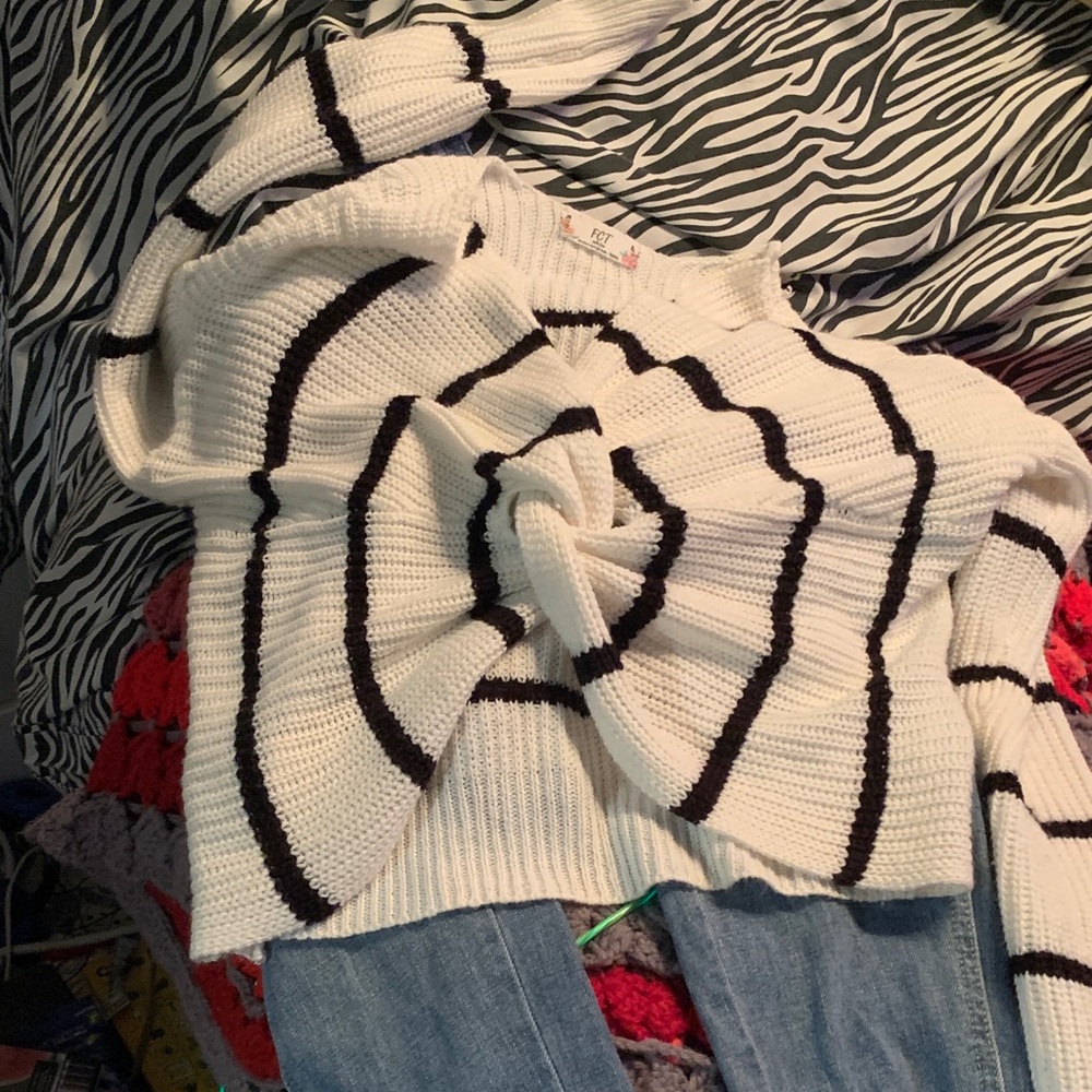 Women's Cropped White and Black Striped Reversible Sweater